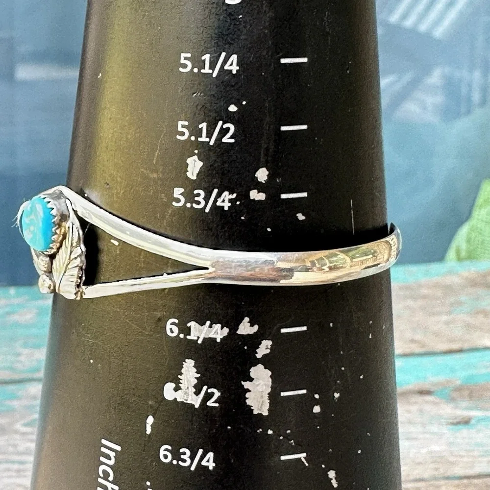 VTG Native American Navajo Cuff Bracelet Size 6 Turquoise Leaf 925 Sterling 6.0g